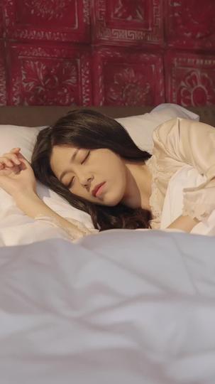 Spoiling My Sweet Wife to Her Core（DUBBED) Episode 7