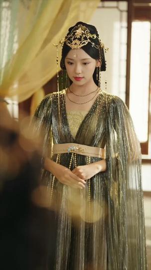 The Court Is Her Chessboard Episode 5