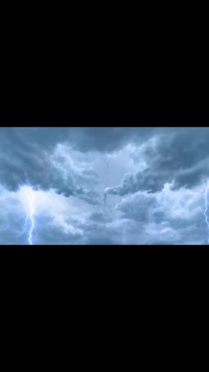 御獸:契約的校花是九尾妖狐 第1集