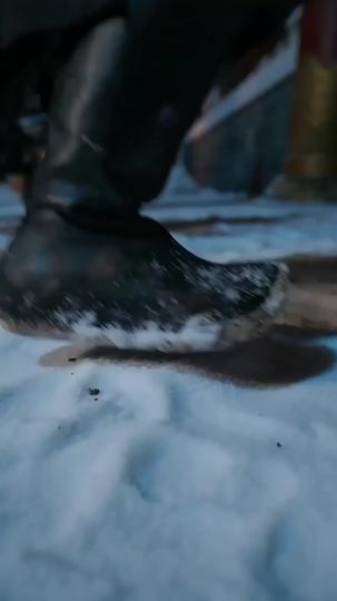 Shadows of Your Betrayal, Light of My Crown Episode 1