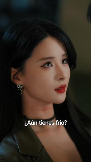 Cayendo con ella Episodio 8