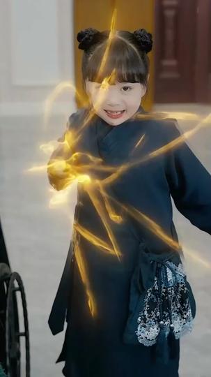 Tiny But Mighty: Watch Out, World! Episode 5