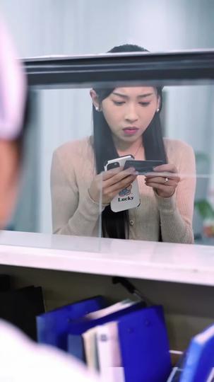 Ex-Wife, Extra Fabulous Episode 5