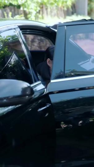 The World Stops at My Hands Episode 3