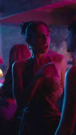 Fiançailles Dangereuses : La Mariée Qu'il Ne Doit Pas Toucher Épisode9