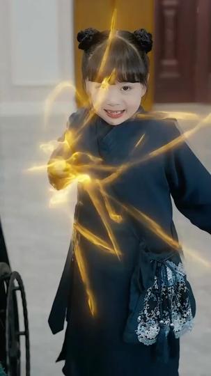 Pequenino e Poderoso: Olha aí, Mundo! 5Episódio