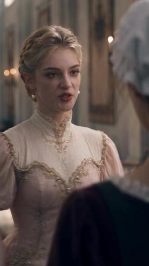 Back Off! The Maid Is the Duchess Episode 10