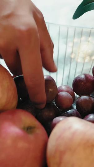 Enchained by Love, Unleashed by Vengeance Episode 4