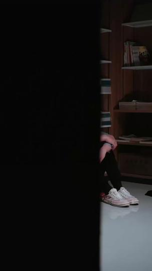 Menghibur Dulu, Lalu Kabur Episode 6