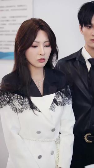 Roses for the Wedding, Lilies for the Grave Episode 2