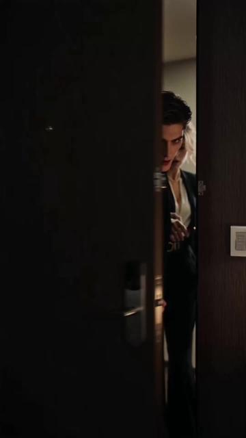 He dumpet his billionaire wife Ep. 1
