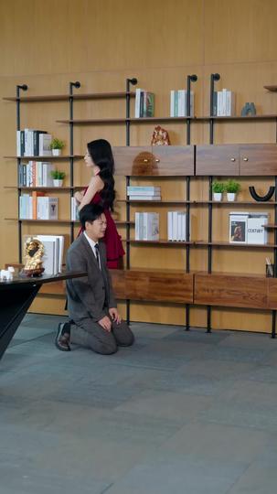 She Hits Me, So Does Love Episode 6