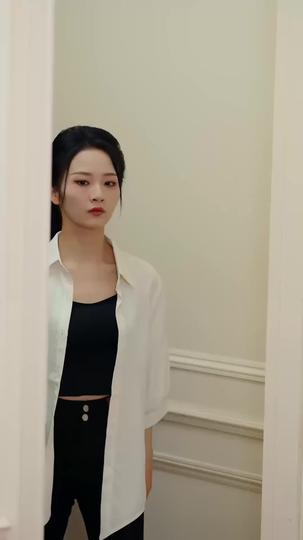 Fabulous & Unstoppable: Through Time, She Conquers Episode 3