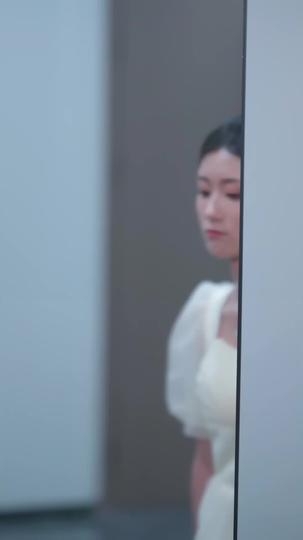 Sekutu Rahasia Sang Miliarder Episode 5