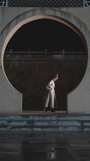 When Modernity Meets Antiquity Episode 10