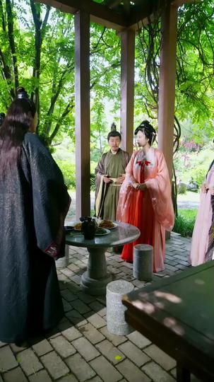 She Wore His Favor Like a Crown Episode 4