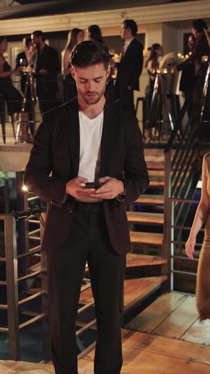 Seducing Mr. Sterling: The Ice-cold Heir Episode 8