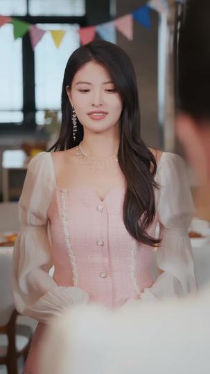 Cast Aside, Crowned Anew Episode 2