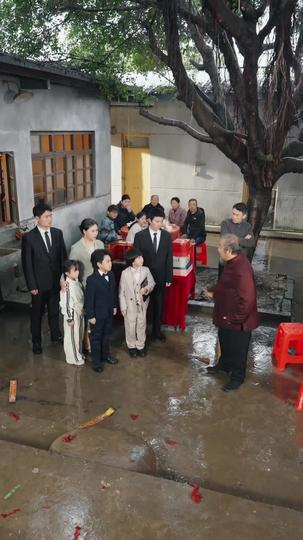 ¿Quién se atreve a meterse con mi abuela? Episodio 11