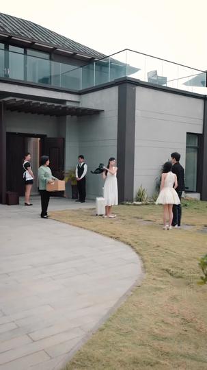 Love Doesn't Wait, Neither Do I Episode 8