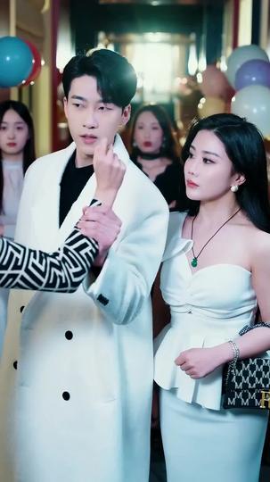 Snatch an Emperor to Be My Husband Episode 9