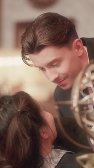 She Comes From the East Episode 6