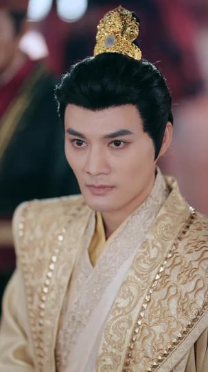 Crown in Hand, Foes at My Feet Episode 11