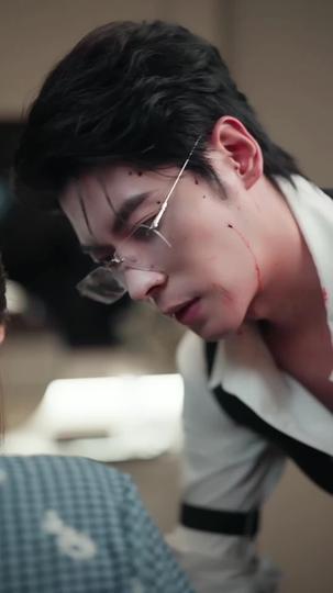 Light in the Pieces of Me Episode 6