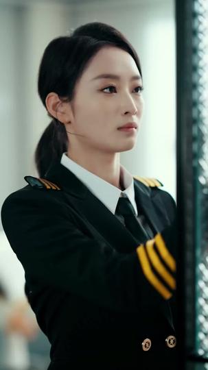 Amor entre las nubes (Doblado) Episodio 5