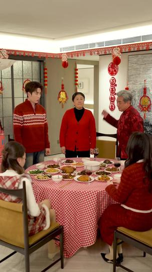 New Year, New Me, No Apologies Episode 8