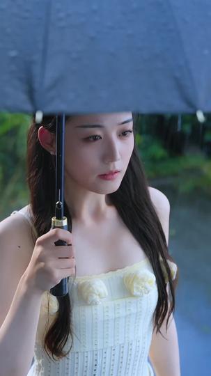 Behind the Sweet Facade, She Hunts Episode 5