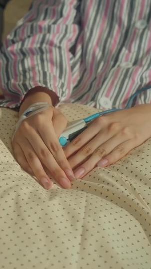 Maybe Love, Maybe Not Episode 2