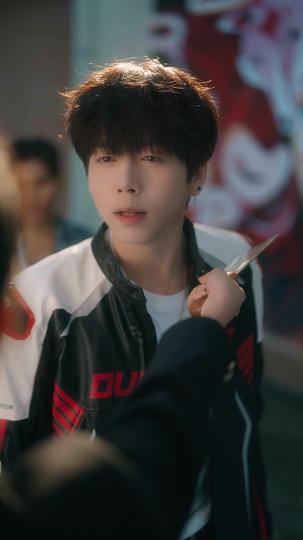 重返十八岁，我儿是大反派 第2集