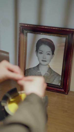 鶴が鳴く時、戦神は帰還す（吹き替え） 第 1 話