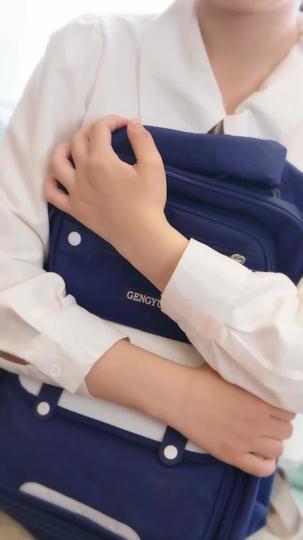 協議到期,冰山老公自我攻略中 第1集