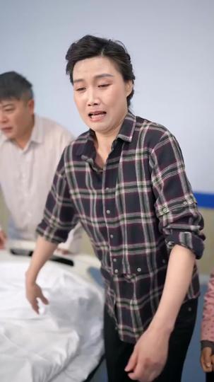 Unbearable Weight of Familial Chains Episode 2