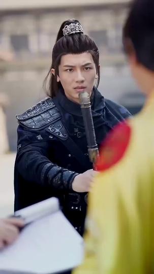 Eternal Embrace: My Boyfriend Is a General Episode 10