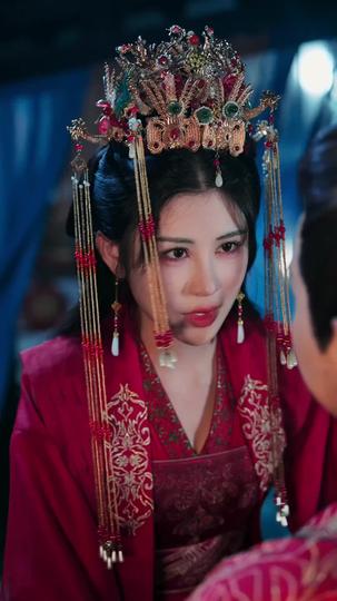 Revenge Wears the Crown Episode 7