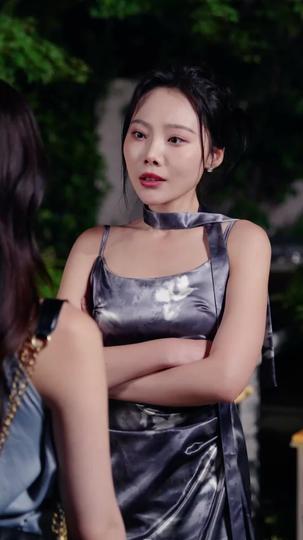 Mawar yang Mekar Kembali Episode 11
