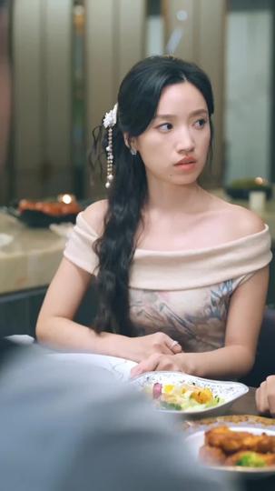 If the World Breaks Her Again, I Break the World Episode 7