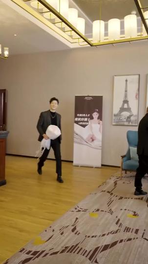 Enthüllung, Aufstieg und Herrschaft 4Folgen