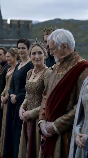 Ajoelhe-se Diante da Rainha Dragão (Dublado) 7Episódio