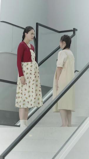 Swan in the Shadows, Star on the Stage Episode 3