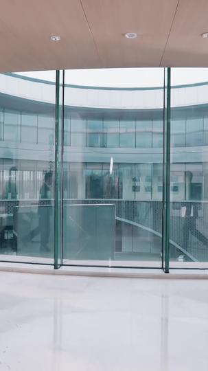 花錢花到抽筋，百億又秒到賬 第8集