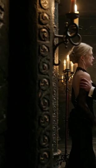 My Hired Bodyguard Is the Original Vampire Episode 9