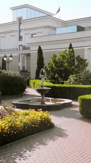 After Divorce: I Become Heiress Episode 8