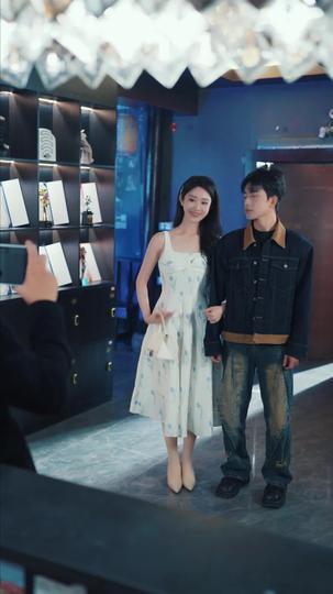 等风吻云雾 第11集