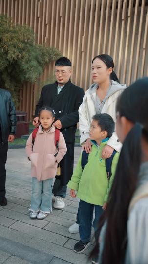 离婚后,妈妈说她是真千金 第5集