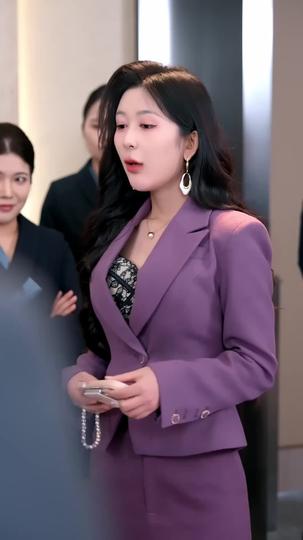 Your Crown Was My Gift, My Regret, My Revenge Episode 11