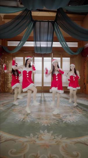 Aku Manusia, Kau Suruh Bunuh Dewa?! Episode 1